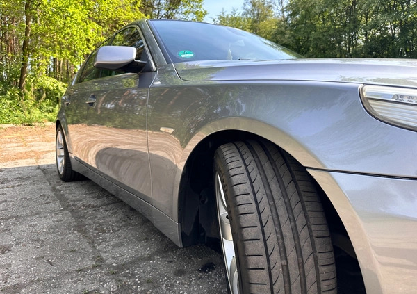 BMW Seria 5 cena 32900 przebieg: 227000, rok produkcji 2003 z Bełchatów małe 529